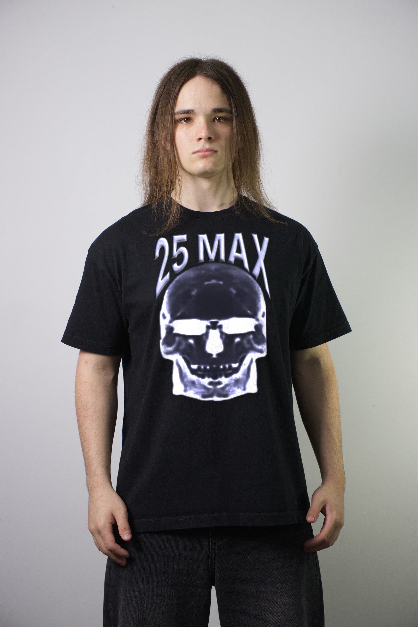 25 Max Tee - front